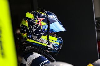 Pitlane, Pre-Qualifying
