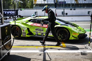 Pitlane, Pre-Qualifying
