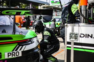 Pitlane, Pre-Qualifying
