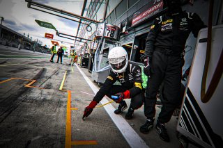 Pitlane, Race
