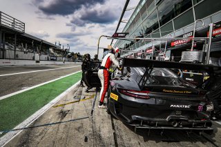 Pitlane, Race
