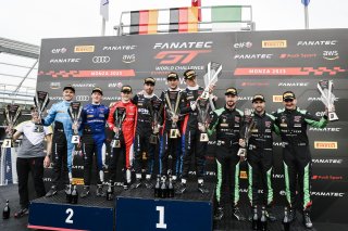 Podium, Race
