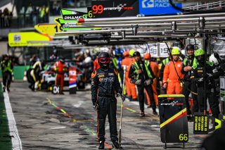 Pitlane, Race
