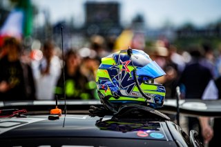 Grid Walk
