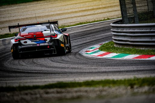 #15 - BMW Italia Ceccato Racing - Stefano COMANDINI - Marco CASSARA` - Francesco GUERRA - BMW M4 GT3 - PRO-AM, FGTWC, Race
 | © SRO - TWENTY-ONE CREATION | Jules Benichou