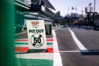 Trackwalk
