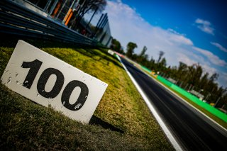 Ambiance, Track Walk
