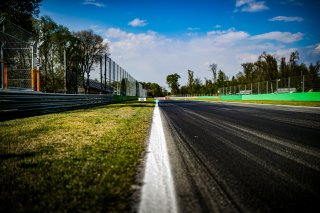 Ambiance, Track Walk
