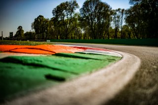 Ambiance, Track Walk
