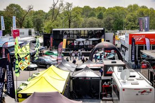 Ambiance, Paddock
