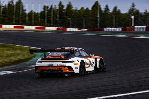 #62 - Team Parker Racing - Derek PIERCE - Kiern JEWISS - Andrew MEYRICK - Porsche 911 GT3 R (992) - BRONZE, FGTWC, Free Practice
 | © SRO / Patrick Hecq Photography