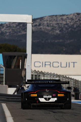 #35 - Walkenhorst Motorsport - Aston Martin Vantage AMR GT3 EVO
