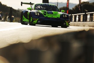 #97 - Rutronik Racing - Porsche 911 GT3 R (992)
