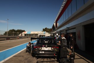 #32 - Team WRT - BMW M4 GT3
