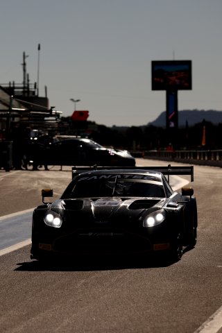#35 - Walkenhorst Motorsport - Aston Martin Vantage AMR GT3 EVO
