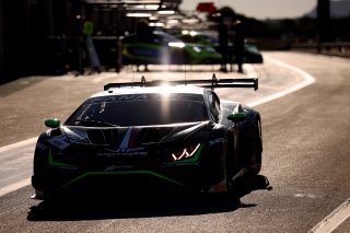 #72 - Barwell Motorsport - Lamborghini Huracan GT3 EVO2
