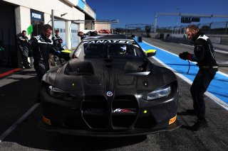 #32 - Team WRT - BMW M4 GT3

