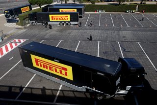 Pirelli
