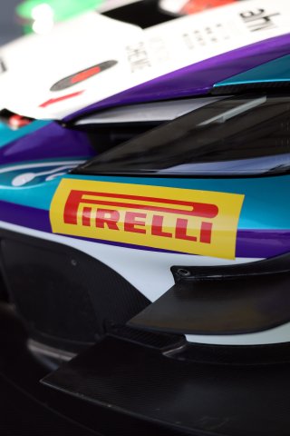 Pirelli
