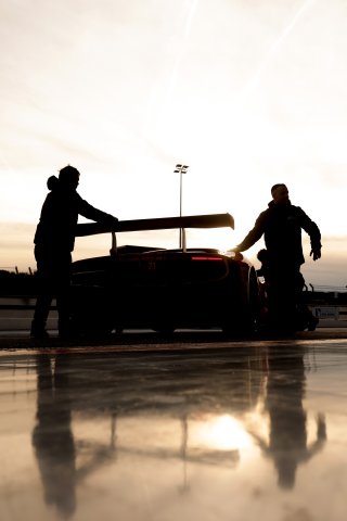 Paddock setup
