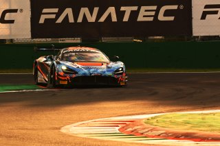 #158 - Garage 59 - Mark SANSOM - Jame BALDWIN - Nicolai KJAERGAARD - McLaren 720S GT3 EVO 