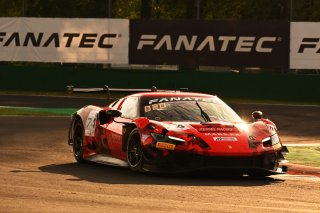#74 - Kessel Racing - Ben TUCK - Ashish PATEL - Alex FONTANA - Ferrari 296 GT3 