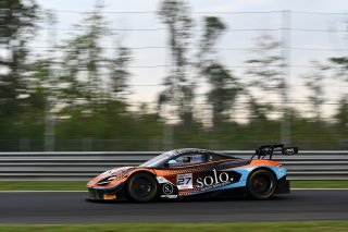 #27 - Optimum Motorsport - Mark RADCLIFFE - Fran RUEDA - Rob BELL - McLaren 720S GT3 EVO 