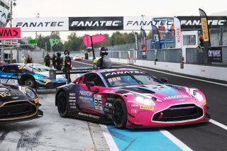 #36 - Walkenhorst Motorsport - Tim CRESWICK - Mex JANSEN - Ben GREEN - Aston Martin Vantage AMR GT3 EVO 