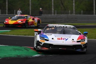 #93 - Sky Tempesta Racing - Christopher FROGGATT - Jonathan HUI - Eddie CHEEVER - Ferrari 296 GT3 
