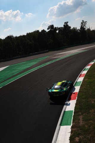 #12 - Comtoyou Racing - Nicolas BAERT - Esteban MUTH - Kobe PAWELS - Aston Martin Vantage AMR GT3 EVO 