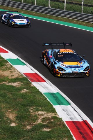 #158 - Garage 59 - Mark SANSOM - Jame BALDWIN - Nicolai KJAERGAARD - McLaren 720S GT3 EVO 