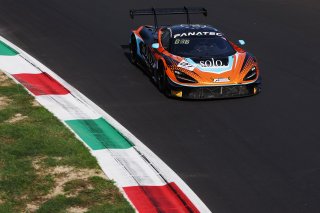 #27 - Optimum Motorsport - Mark RADCLIFFE - Fran RUEDA - Rob BELL - McLaren 720S GT3 EVO 