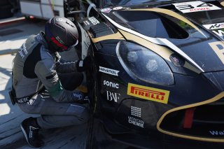 #34 - Walkenhorst Motorsport - David PITTARD - Henrique CHAVES - Valentin HASSE-CLOT - Aston Martin Vantage AMR GT3 EVO 
