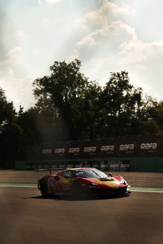 #71 - AF Corse - Francorchamps Motors - Thomas NEUBAUER - Yifey YE - David VIDALES - Ferrari 296 GT3 