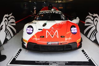 #80 - Lionspeed GP - Patrick KOLB - Bastian BUUS - Michael VERHAGEN - Porsche 911 GT3 R (992) 