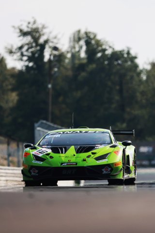 #19 - GRT - Grasser Racing Team - Mateo LLARENA - Baptise MOULIN - Artem PETROV - Lamborghini Huracan GT3 EVO2 