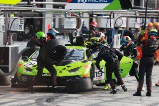 #19 - GRT - Grasser Racing Team - Mateo LLARENA - Baptise MOULIN - Artem PETROV - Lamborghini Huracan GT3 EVO2 
