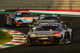#26 - Sainteloc Racing - Ivan KLYMENKO - Ezequiel PEREZ COMPANC - Audi R8 LMS GT3 EVO II 