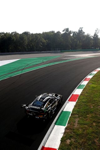 #34 - Walkenhorst Motorsport - David PITTARD - Henrique CHAVES - Valentin HASSE-CLOT - Aston Martin Vantage AMR GT3 EVO 