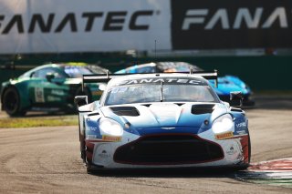 #35 - Walkenhorst Motorsport - Romain LEROUX - Lorcan HANAFIN - Maxime ROBIN - Aston Martin Vantage AMR GT3 EVO 