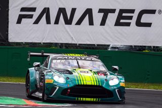 #21 - Comtoyou Racing - Charles CLARK - Sam DEJONGHE - Matisse LISMONT - Aston Martin Vantage AMR GT3 EVO