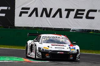 #25 - Sainteloc Racing - Paul EVRARD - Gilles MAGNUS - Jim PLA - Audi R8 LMS GT3 EVO II