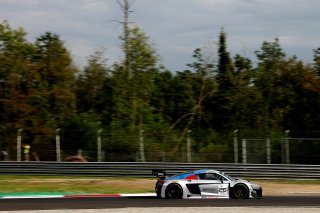 #26 - Sainteloc Racing - Ivan KLYMENKO - Ezequiel PEREZ COMPANC - Audi R8 LMS GT3 EVO II