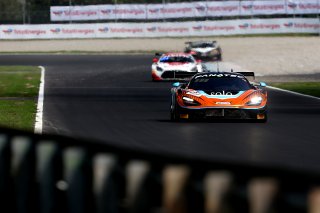 #27 - Optimum Motorsport - Mark RADCLIFFE - Fran RUEDA - Rob BELL - McLaren 720S GT3 EVO