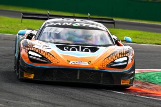 #27 - Optimum Motorsport - Mark RADCLIFFE - Ollie MILLROY - Rob BELL - McLaren 720S GT3 EVO