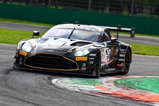 #34 - Walkenhorst Motorsport - David PITTARD - Henrique CHAVES - Valentin HASSE-CLOT - Aston Martin Vantage AMR GT3 EVO