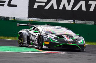 #72 - Barwell Motorsport - Gabriel RINDONE - Casper STEVENSON - Patrick KUJALA - Lamborghini Huracan GT3 EVO2