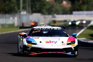 #93 - Sky Tempesta Racing - Christopher FROGGATT - Jonathan HUI - Eddie CHEEVER - Ferrari 296 GT3