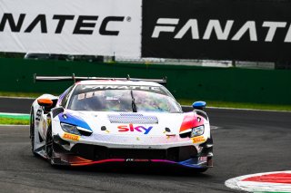 #93 - Sky Tempesta Racing - Christopher FROGGATT - Jonathan HUI - Eddie CHEEVER - Ferrari 296 GT3