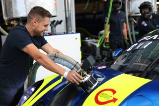 Rutronik Racing Mechanic